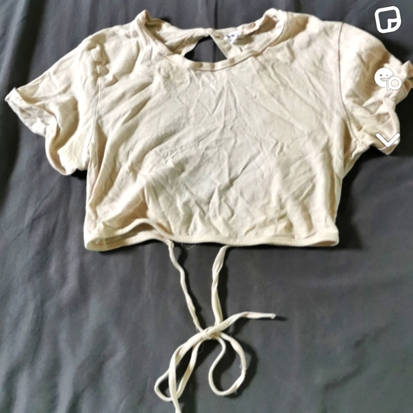 cropped top - Picture 1 of 2